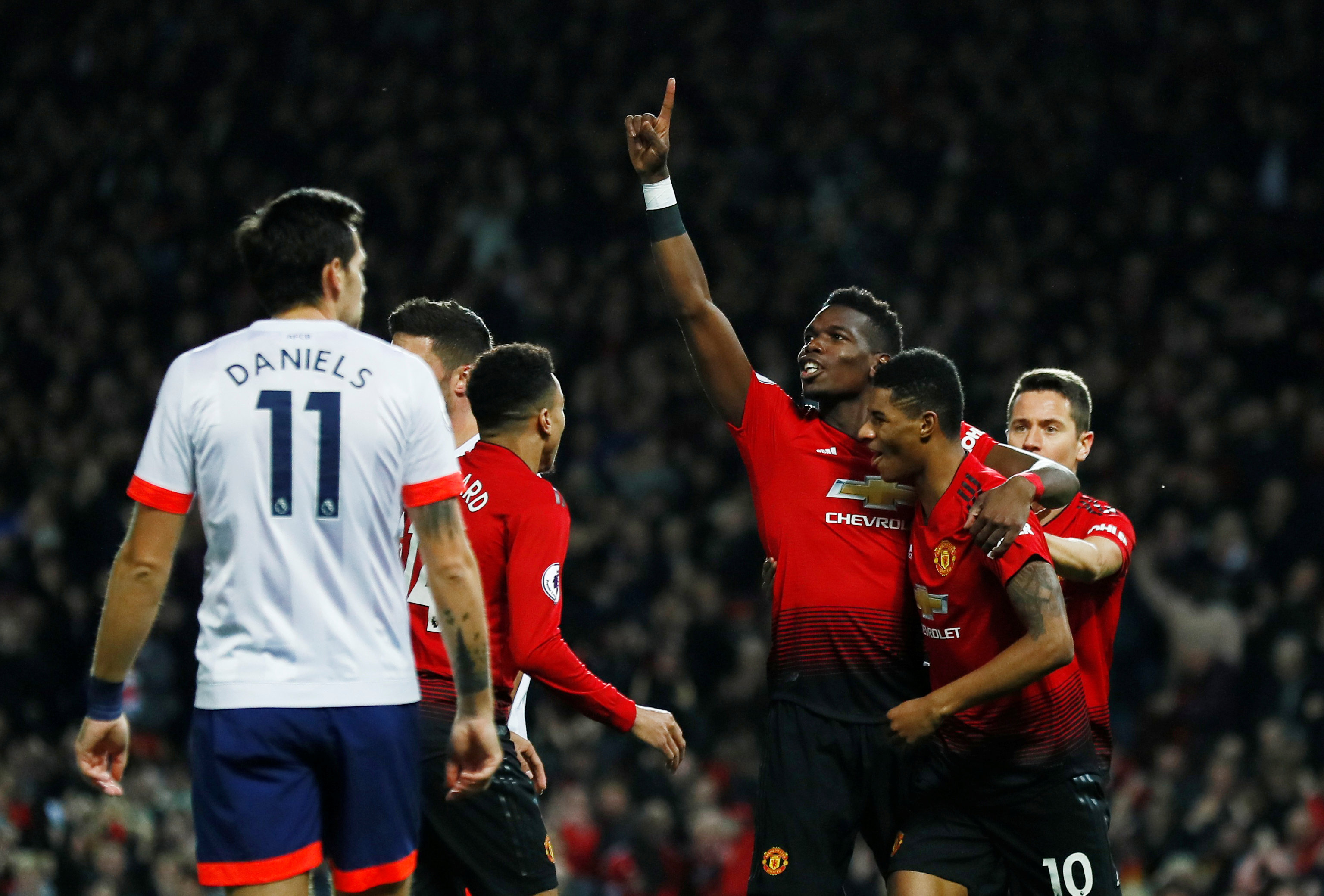 这个年轻球 这个年轻球